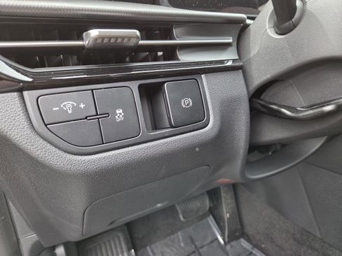 New 2026 Kia Sportage LX FWD image 18