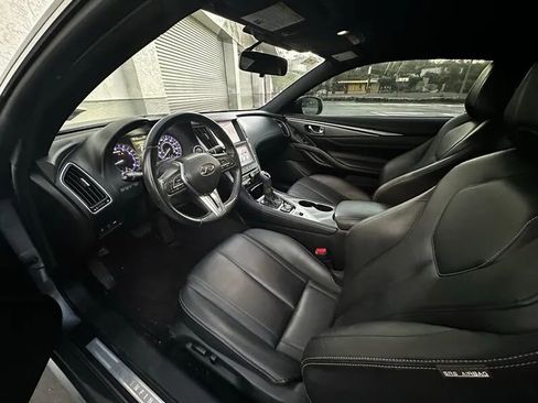 Used 2017 INFINITI Q60 2.0t RWD image 19