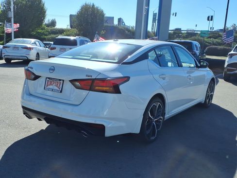 New 2025 Nissan Altima 2.5 SR w/ SR Premium Package image 3