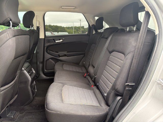 Used 2018 Ford Edge SE AWD/4WD image 32