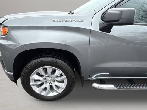 Used 2022 Chevrolet Silverado 1500 Custom AWD/4WD image 32