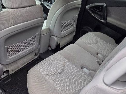 Used 2012 Toyota RAV4 FWD w/ Upgrade Value Pkg image 15