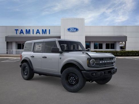 New 2026 Ford Bronco Big Bend w/ Black Diamond Package AWD/4WD image 7