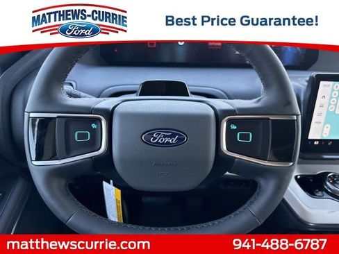 New 2025 Ford Expedition Active image 19