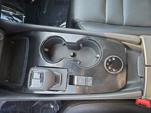 Certified 2023 Nissan Rogue SL w/ SL Premium Package image 22