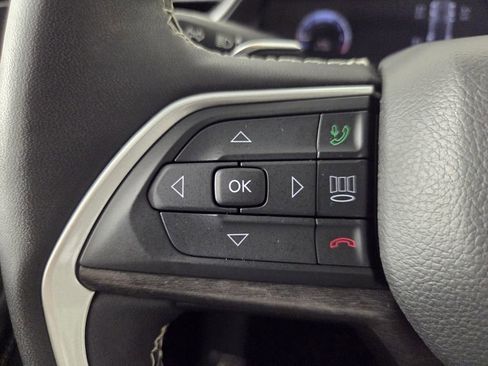 Used 2023 Jeep Grand Cherokee Limited RWD image 18