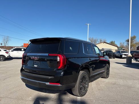 New 2026 GMC Yukon Elevation AWD/4WD image 7
