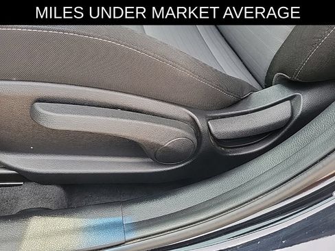 Used 2017 Kia Forte S w/ S Technology Package FWD image 15