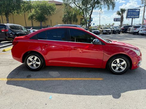 Used 2015 Chevrolet Cruze LT image 4