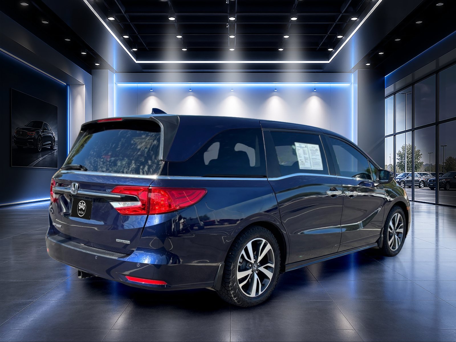 Used 2023 Honda Odyssey Touring image 4