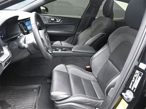 Certified 2024 Volvo S60 B5 Plus image 18