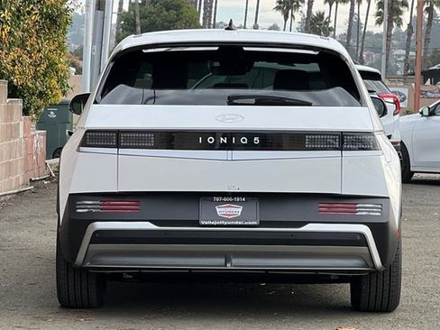 New 2026 Hyundai Ioniq 5 SEL image 7
