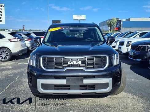 Certified 2025 Kia Telluride S image 17