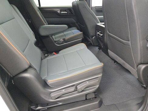 New 2026 GMC Yukon XL AT4 w/ AT4 Premium Package AWD/4WD image 11