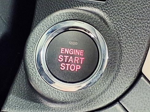 Certified 2025 Subaru Outback Limited image 22