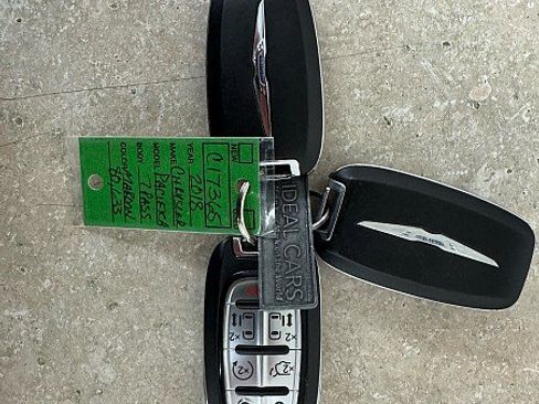 Used 2018 Chrysler Pacifica Limited w/ Tire & Wheel Group image 29