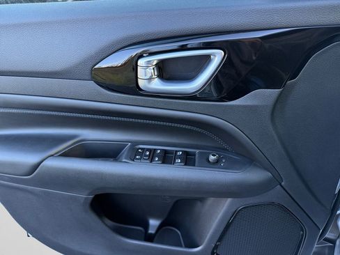 New 2026 Jeep Compass Limited image 28