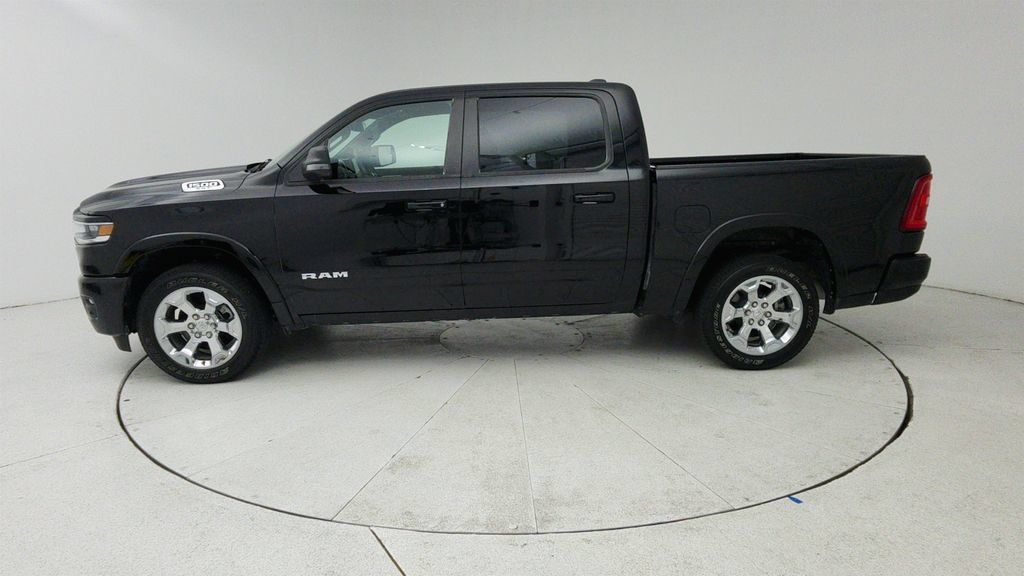 Used 2025 RAM 1500 Big Horn RWD image 4