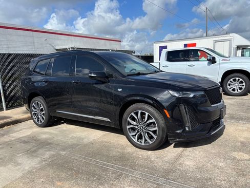 Used 2021 Cadillac XT6 Sport AWD/4WD image 4