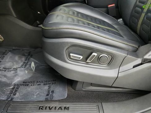 Used 2024 Rivian R1S Adventure AWD/4WD image 54