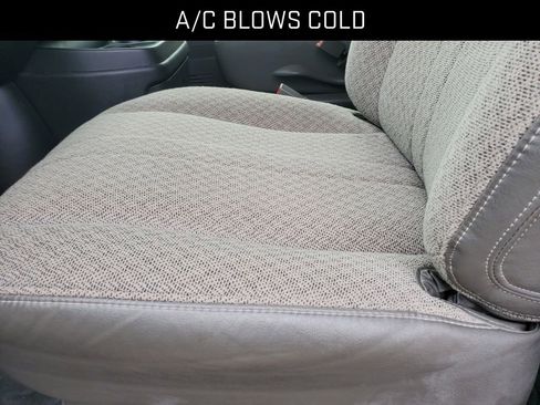 Used 2018 GMC Savana 2500 Extended w/ Driver Convenience Package image 14