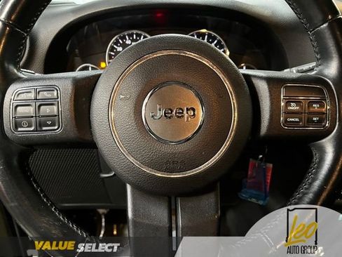 Used 2015 Jeep Wrangler Unlimited Sport w/ Quick Order Package 24S AWD/4WD image 9