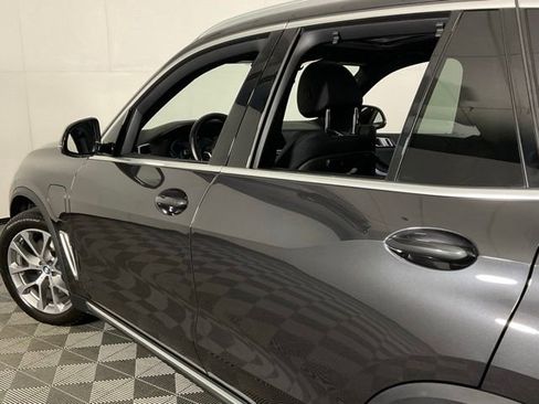 Used 2021 BMW X5 xDrive45e AWD/4WD image 35