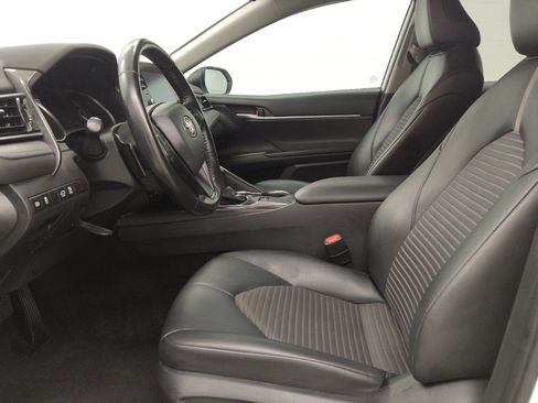 Used 2023 Toyota Camry SE FWD image 17
