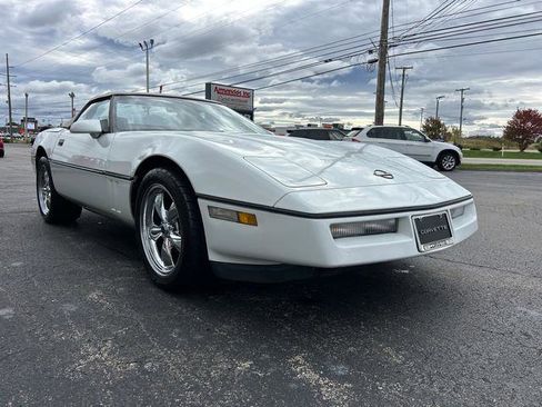 Used 1990 Chevrolet Corvette Convertible image 4