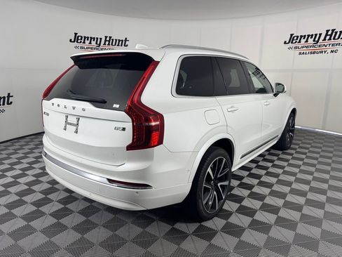 Used 2024 Volvo XC90 B5 Plus AWD/4WD image 7