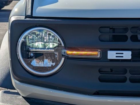 New 2025 Ford Bronco 4-Door image 11
