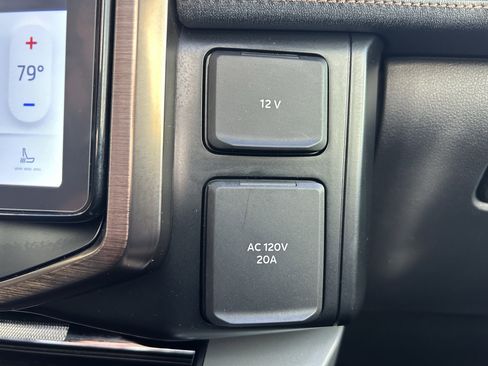 Used 2024 Ford F150 Lightning Lariat image 62