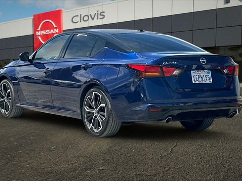 Certified 2023 Nissan Altima 2.5 SR FWD image 7