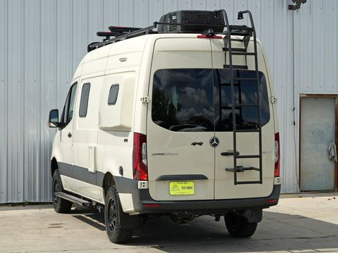 Used 2020 Mercedes-Benz Sprinter 2500 w/ Premium Plus Package image 77