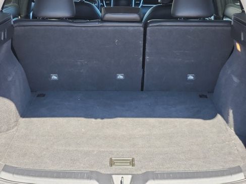 Used 2022 INFINITI QX50 Luxe image 16