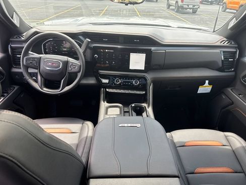 New 2026 GMC Sierra 2500 AT4 w/ AT4 Premium Plus Package AWD/4WD image 30