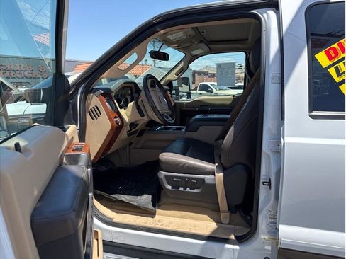 Used 2016 Ford F350 King Ranch w/ FX4 Off-Road Package AWD/4WD image 7