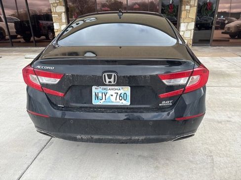 Used 2022 Honda Accord Touring image 4