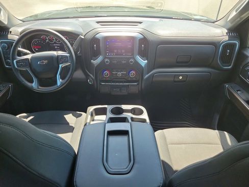 Used 2022 Chevrolet Silverado 1500 RST w/ Z71 Off-Road Package AWD/4WD image 15