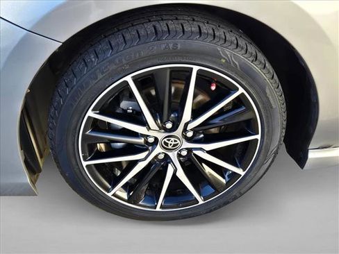 Used 2021 Toyota Camry SE image 20