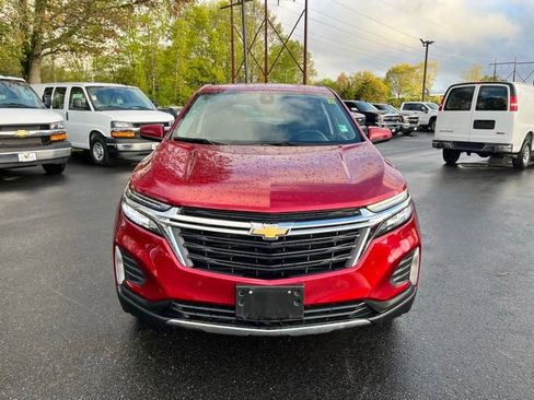 Used 2023 Chevrolet Equinox LT AWD/4WD image 3
