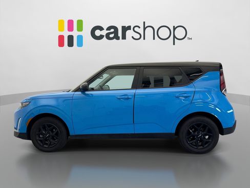 Used 2024 Kia Soul S FWD image 2