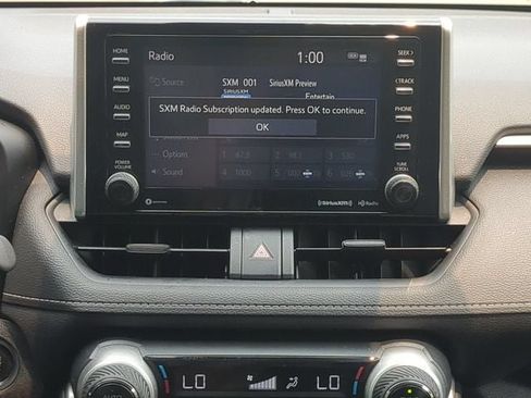 Used 2021 Toyota RAV4 XLE w/ Convenience Package AWD/4WD image 17