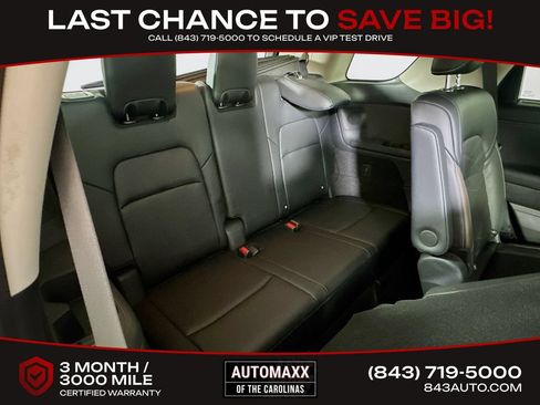 Used 2023 Nissan Pathfinder Platinum w/ Lighting Package (N93) FWD image 14
