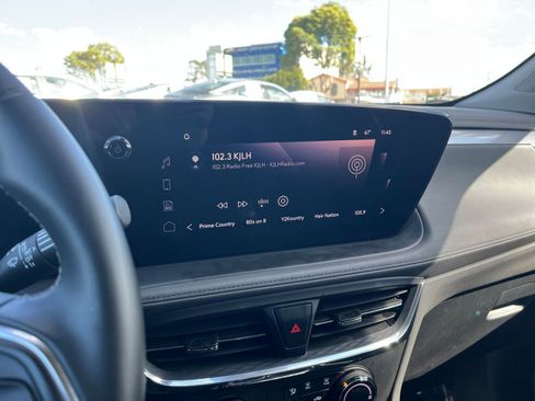 Used 2025 Buick Encore GX Preferred image 21