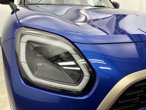 Used 2025 MINI Cooper Countryman S w/ Comfort Package Max image 18