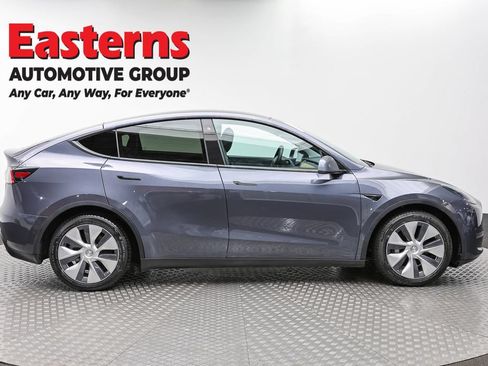 Used 2021 Tesla Model Y Long Range AWD/4WD image 4
