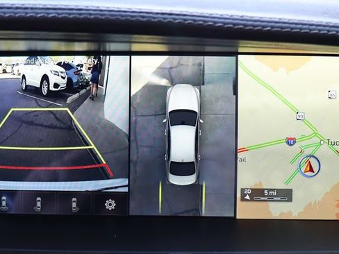 Used 2017 Genesis G90 3.3T Premium RWD image 53