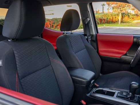 Used 2021 Toyota Tacoma SR5 image 25