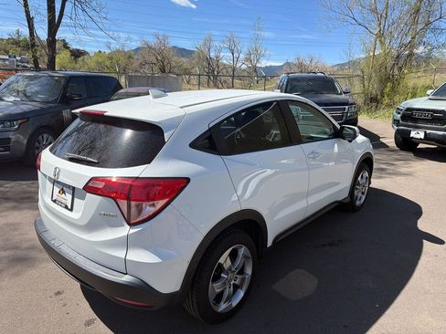 Used 2016 Honda HR-V EX image 7